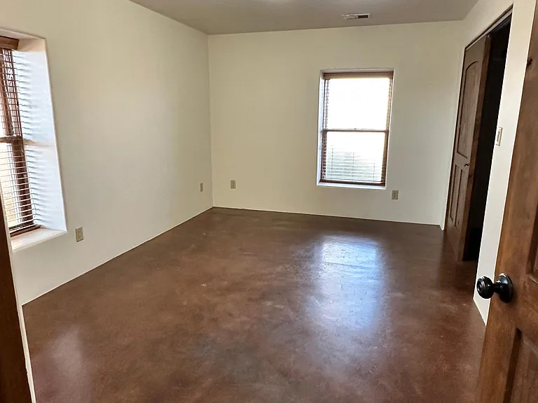 5360B Agua Fria Rd #2 — Photo 3