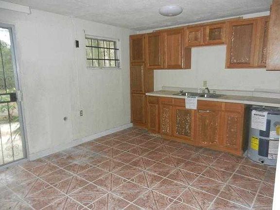 .kitchen