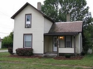 101 Wheeling Ave, Wellington, OH 44090