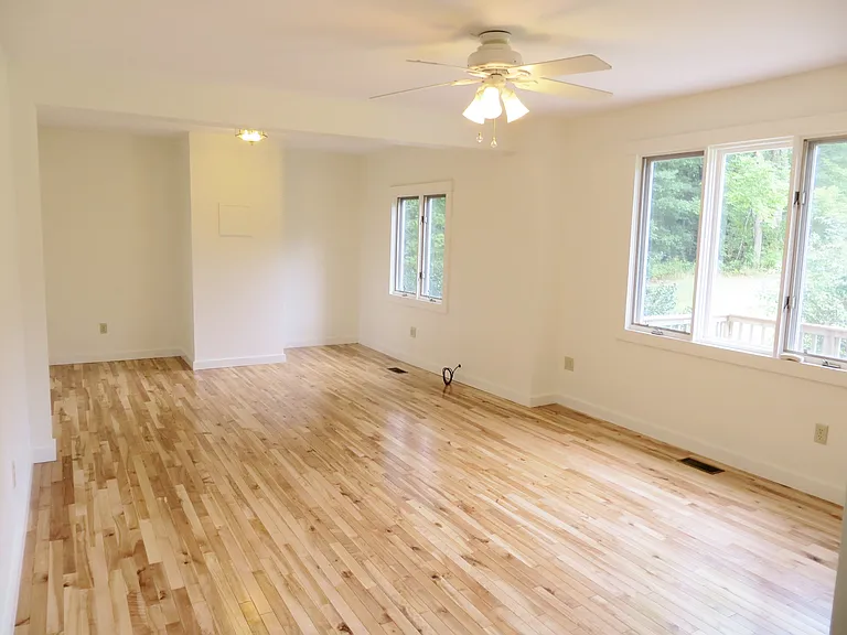 82 Dill Rd — Photo 4