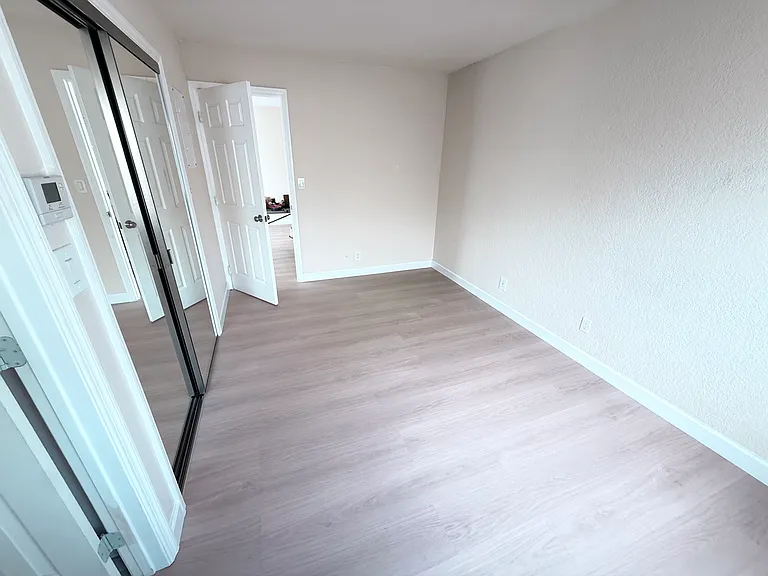 815 Middle River Dr — Photo 6
