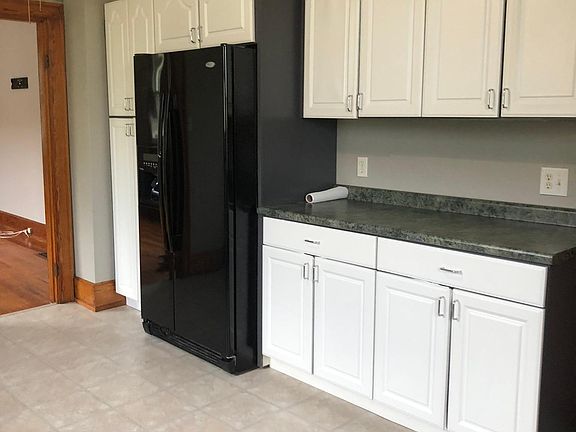 3rd image of 5336 Tanner Ave