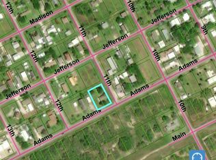 1102 W Adams Ave, Port O Connor, TX 77982