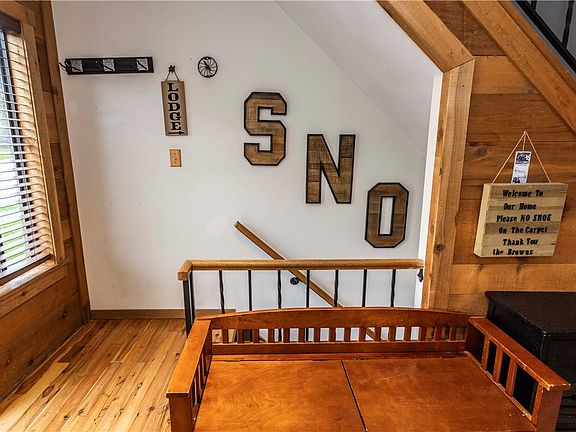 3rd image of 510 Kooser Cir