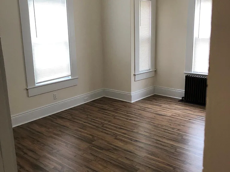 44 3rd Ave #1 — Photo 3