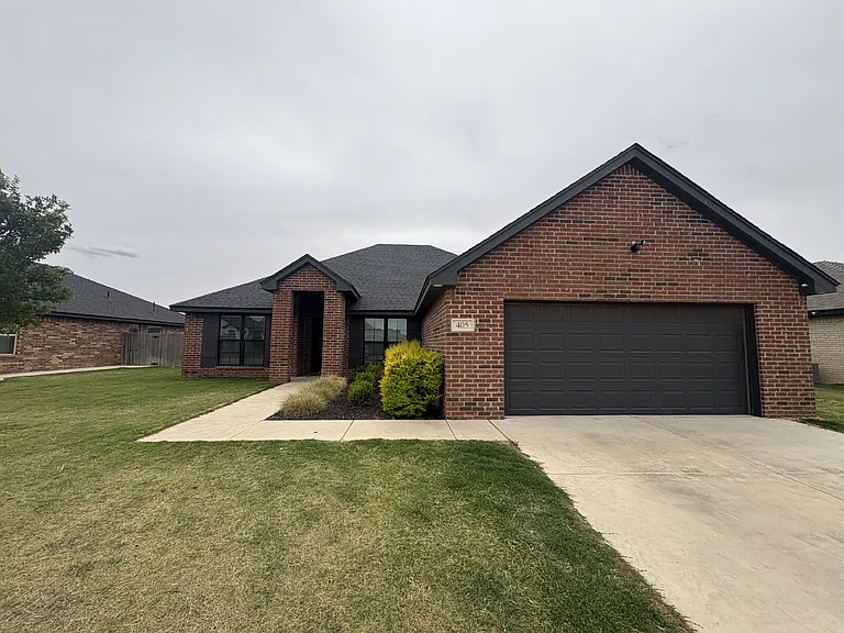 405 Ranger St — Photo 1