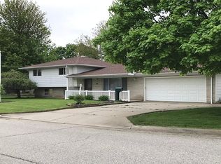 703 Walnut St, Archbold, OH 43502