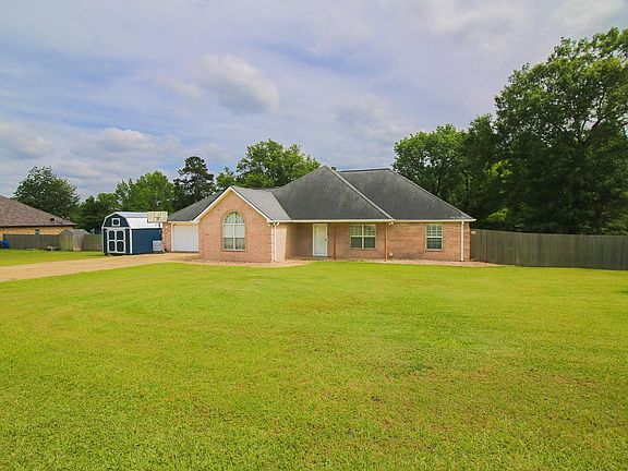 3rd image of 119 Pea Reaux Ln