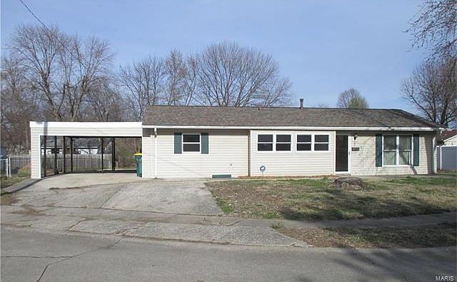 1st image of 7 Cambridge Ct