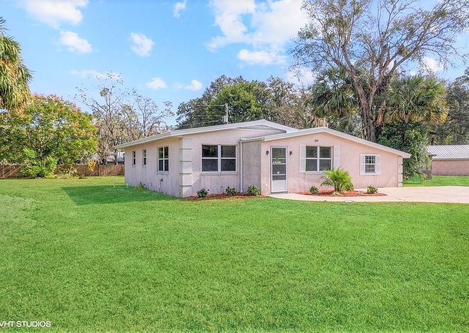 284 Silver Lake Rd, Palatka, FL 32177 | Zillow