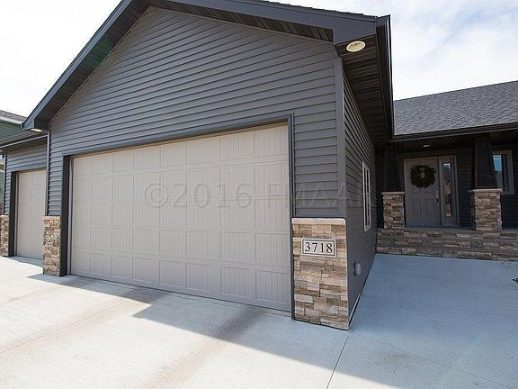 3rd image of 3718 Hidden Cir