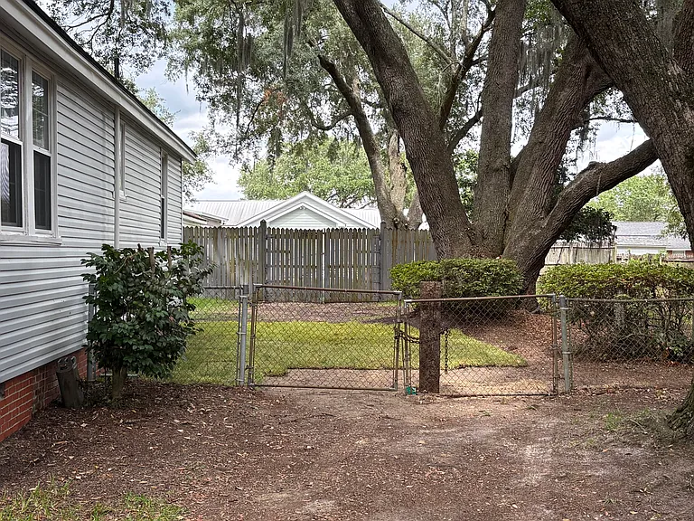 5510 Gale St — Photo 6