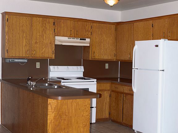 3rd image of 2729 Kragspough Ct