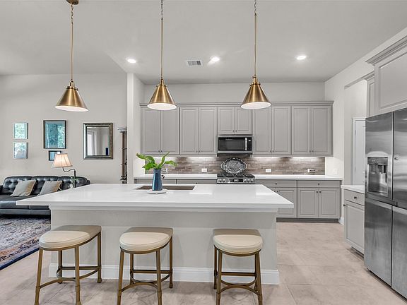 5th image of 15322 Spanish Ranchos Way