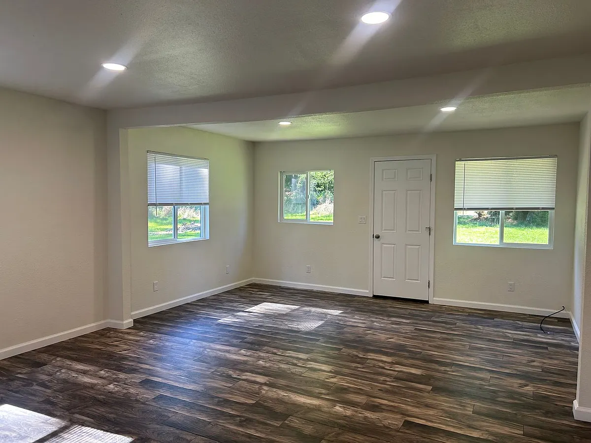 Building Photo - 4128 Greenwood Heights Dr