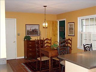 3rd image of 3736 Springdale Cir
