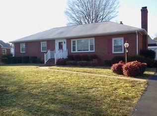 8262 Franklin Ln, Mechanicsville, VA 23111