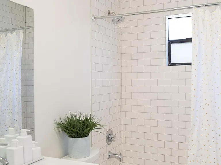 5525 Media Dr #1 — Photo 10