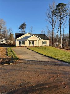 1015 Fairfield Dr, Yadkinville, NC, 27055