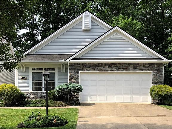 2nd image of 10343 River Rock Ln