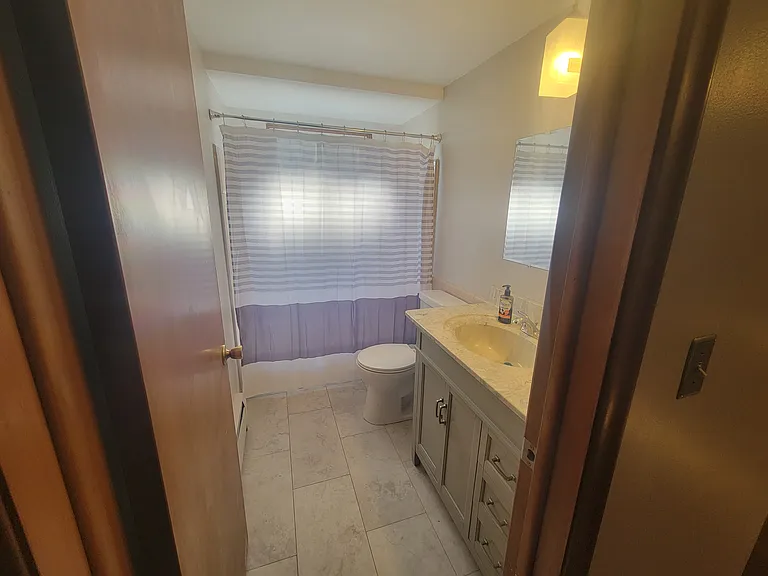 15249 E Nine Mile Rd #4 — Photo 10