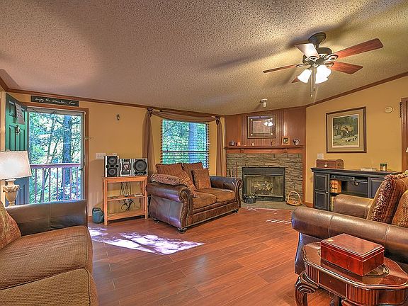 5th image of 125 Brittany Ln