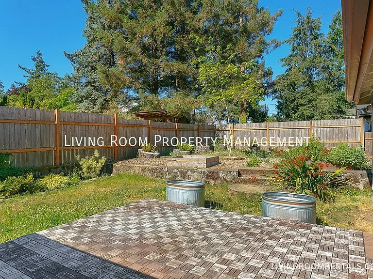 7021 SE 69th Ave — Photo 12
