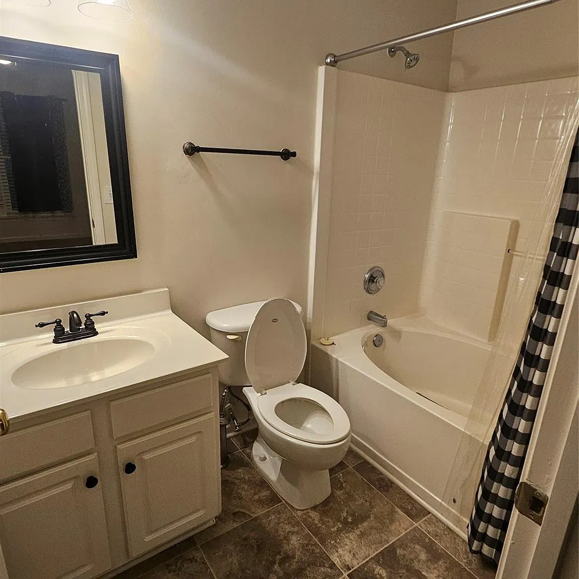 Summerfield Townhomes — Photo 4
