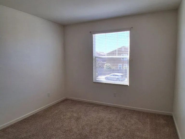 3813 Griffith Ave — Photo 13
