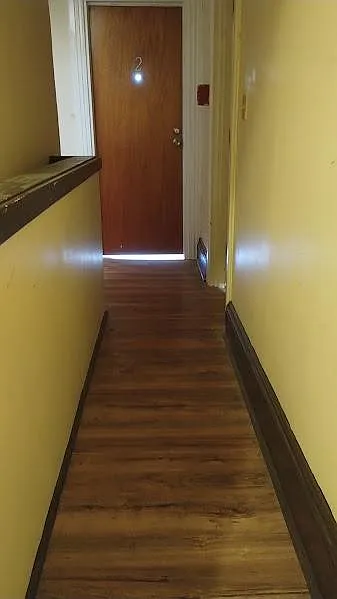 2 bed, 1.0 bath, $1,600 — Photo 2