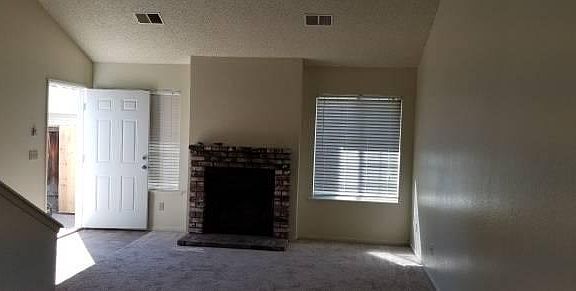3rd image of 4904 N Arthur Ave #108