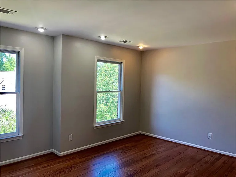 2102 Chatou Pl NW — Photo 23