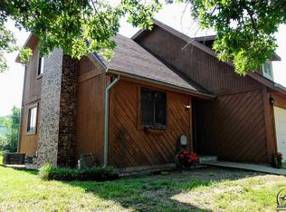 1008 SW Belle Ave, Topeka, KS 66604