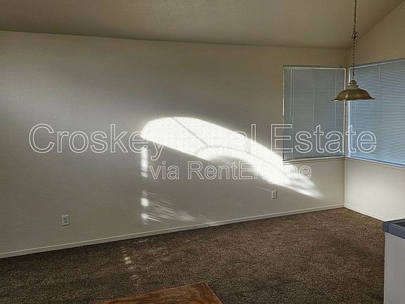 5th image of 1952 Kettle Rock Ct