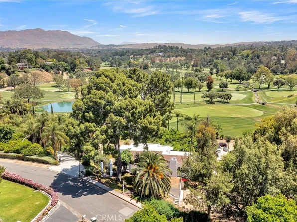 4800 Somerset Dr, Riverside, CA 92507