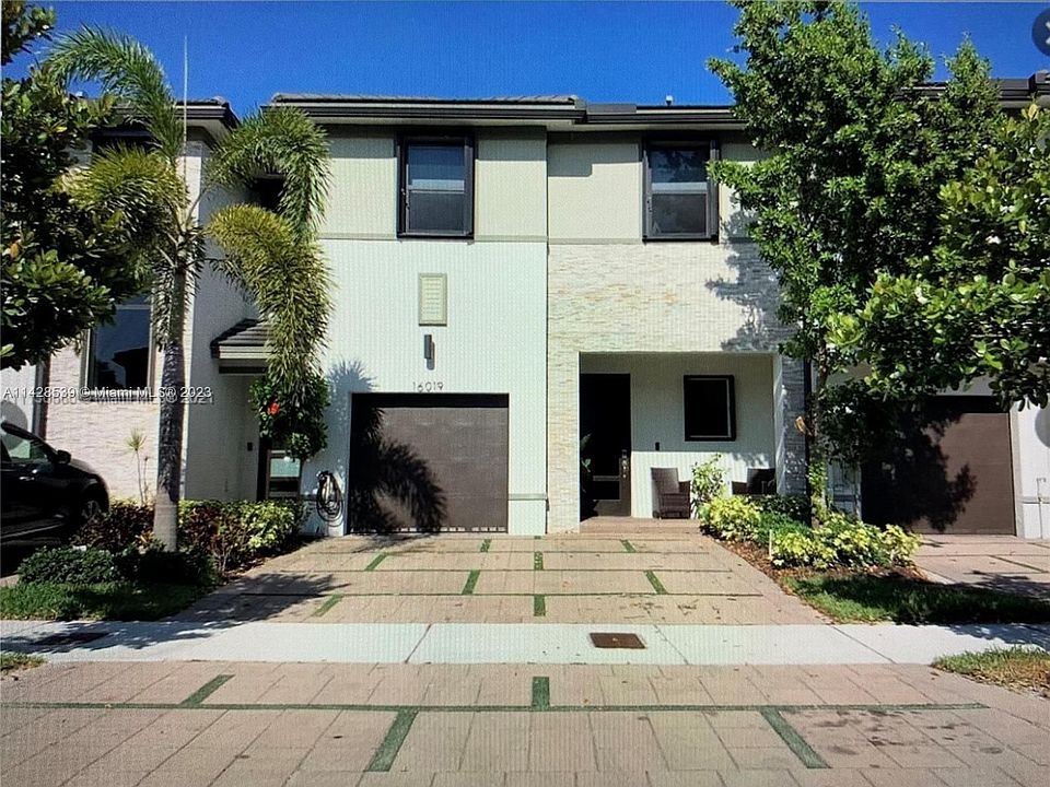 1st image of 16019 NW 91st Ct #0