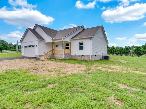 288 Westwood Dr, Sparta, TN 38583