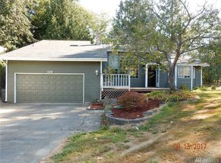 120 N 39th Pl, Mount Vernon, WA 98273