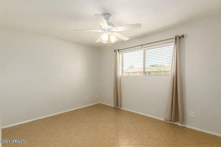 1518 W 5th Pl — Photo 14