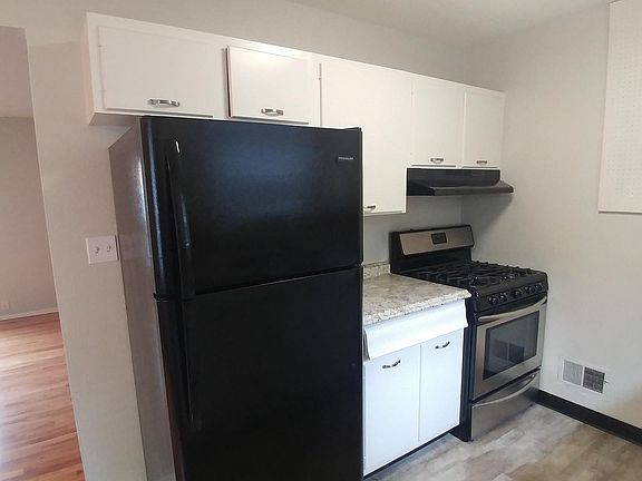 5th image of 3600 Wyoming St