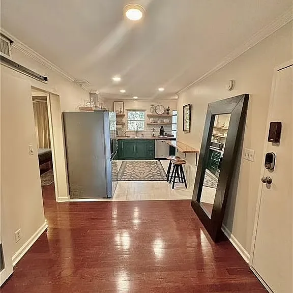 1230 Woodland Ave NE #4 — Photo 11