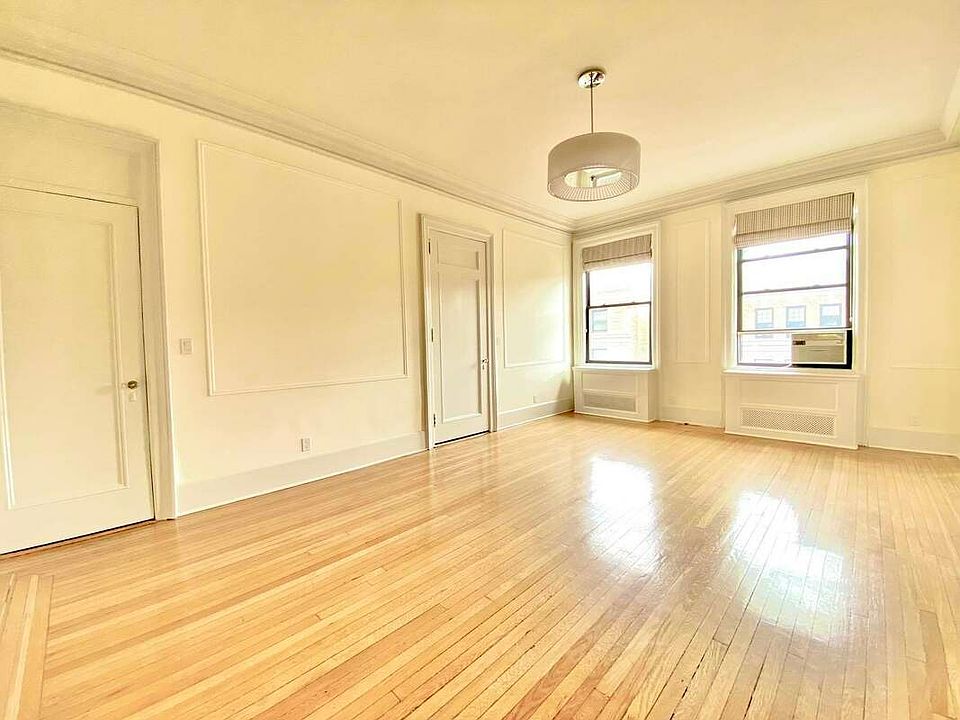 1st image of 1100 Madison Ave APT 10B