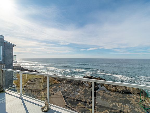 4th image of 1123 N Highway 101 Unit 25