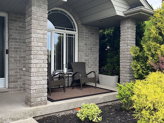 4th image of 7059 Parkside Rd