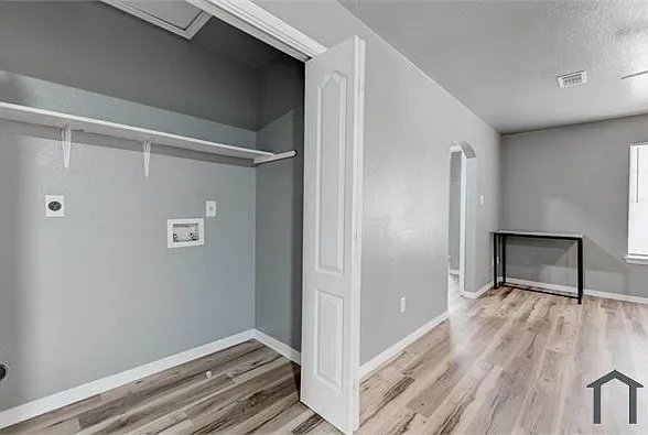 2321 Terrace Dr #D — Photo 11