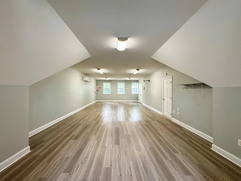 709 Kensington Park Rd — Photo 41