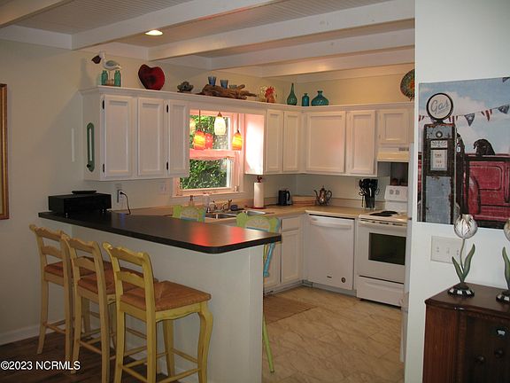 4th image of 313 E Brown Street Unit A
