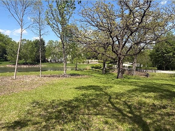 4th image of 24858 W Lake Forrest Ln