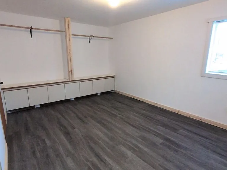 375 Main St — Photo 6