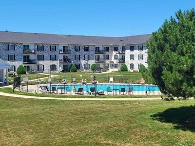 125 North University DRIVE UNIT 104, West Bend, WI, 53095